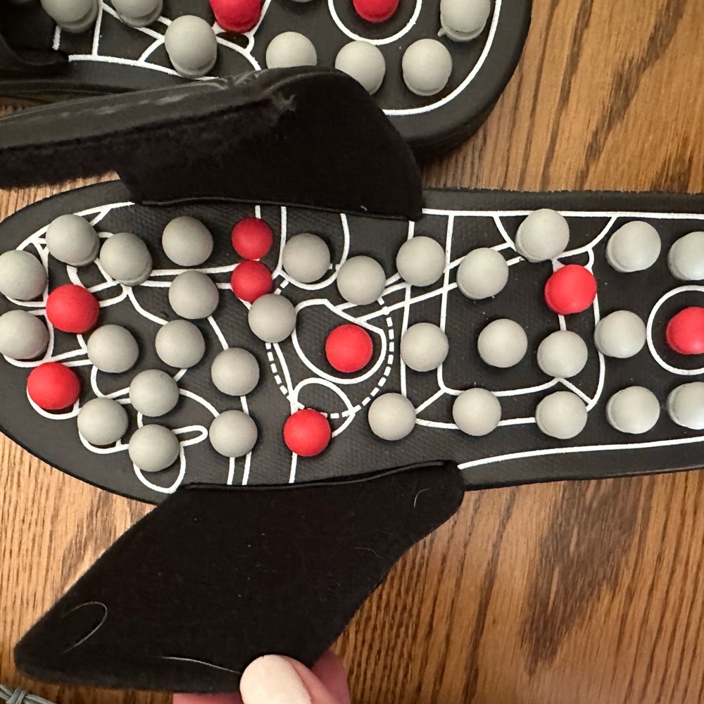 Acupressure Sandals - Picture 3 of 3